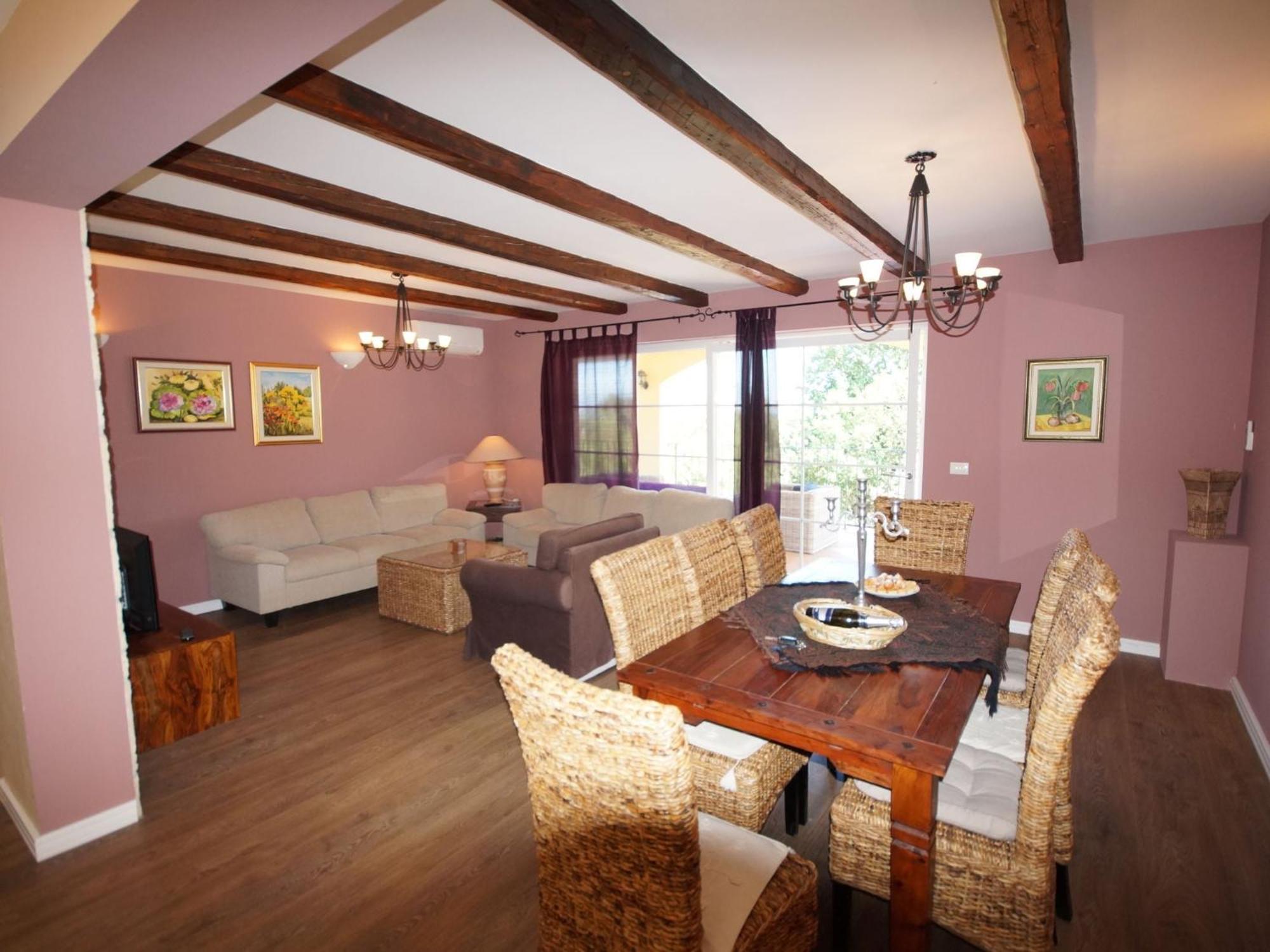 Lovely Villa With Pool, Wellness And Fenced Garden Rakalj Экстерьер фото