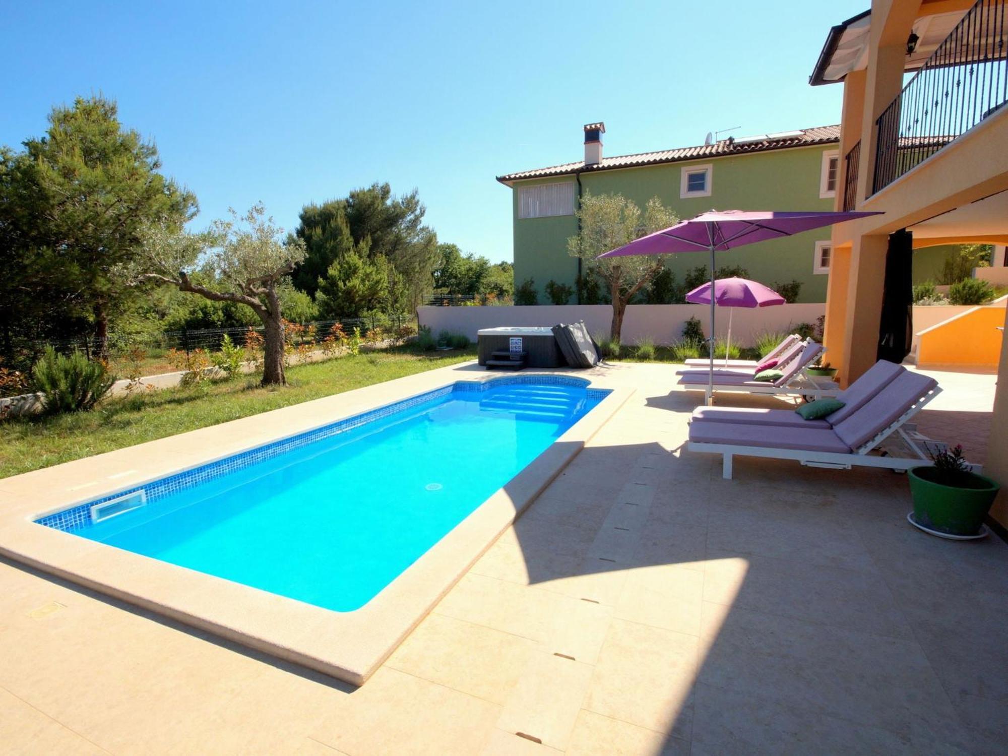 Lovely Villa With Pool, Wellness And Fenced Garden Rakalj Экстерьер фото