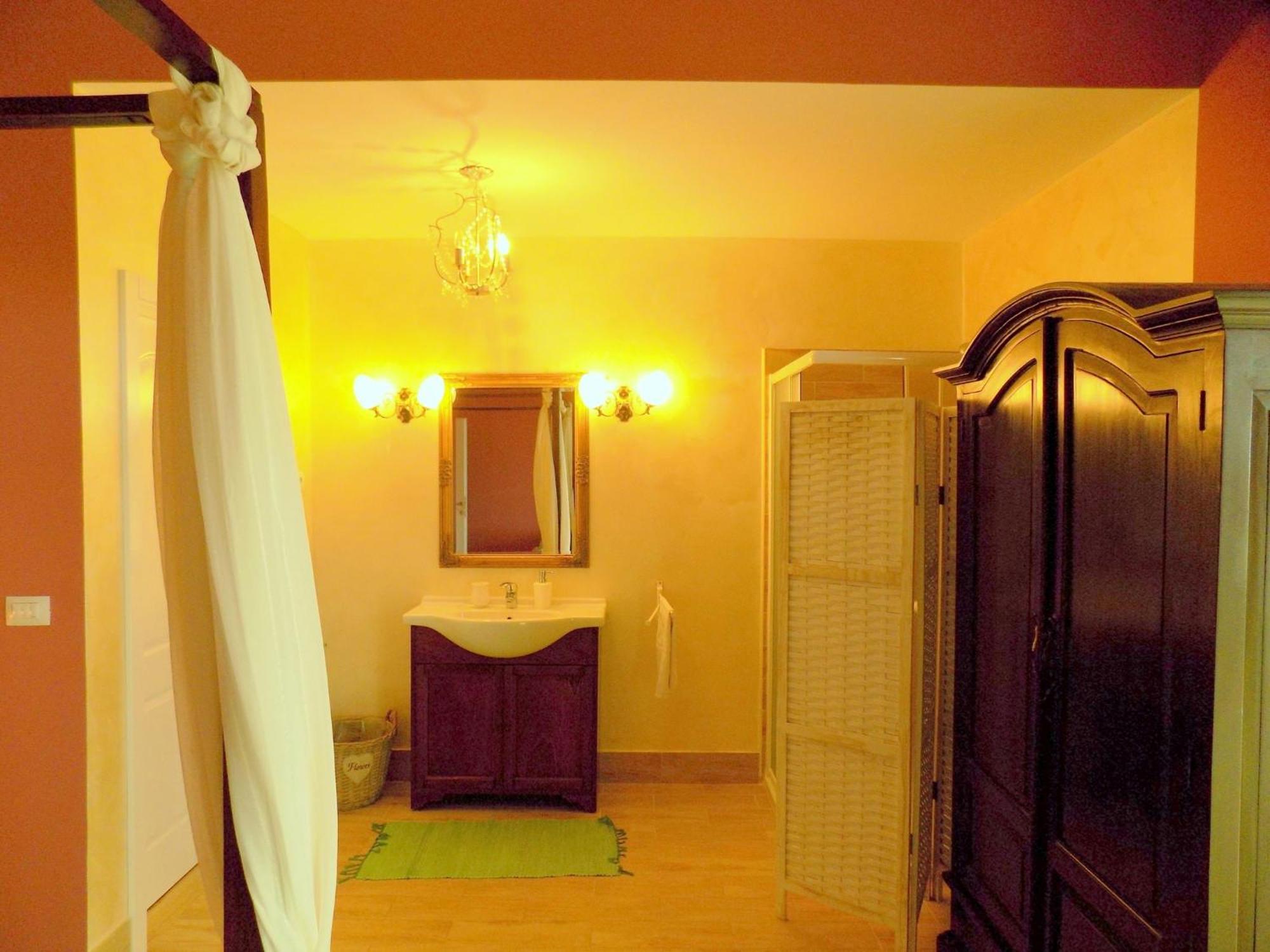 Lovely Villa With Pool, Wellness And Fenced Garden Rakalj Экстерьер фото