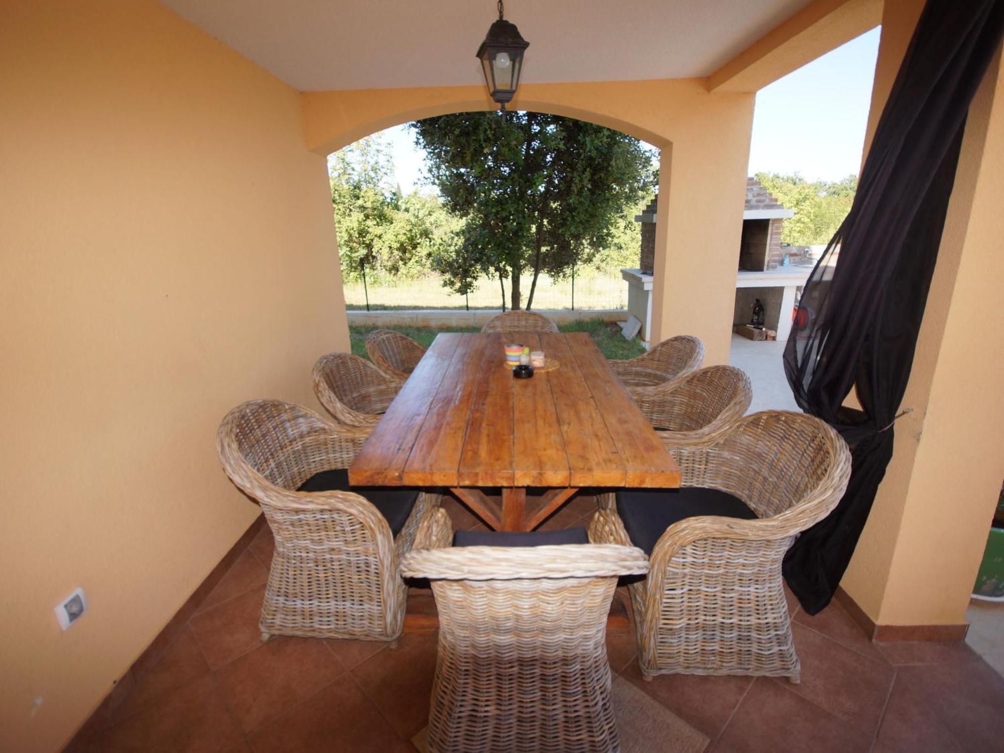Lovely Villa With Pool, Wellness And Fenced Garden Rakalj Экстерьер фото